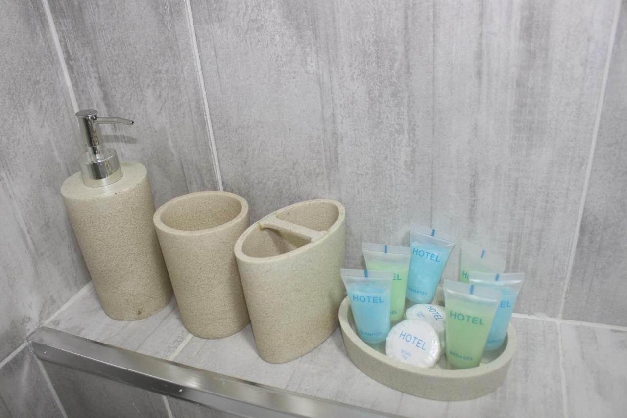 Greenview Guesthouse バトゥーミ エクステリア 写真